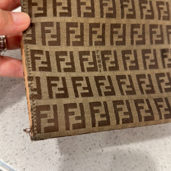 ⭐️ Fendi Vintage Zucchino Flap Wallet 100% Authentic - Picture 5 of 10